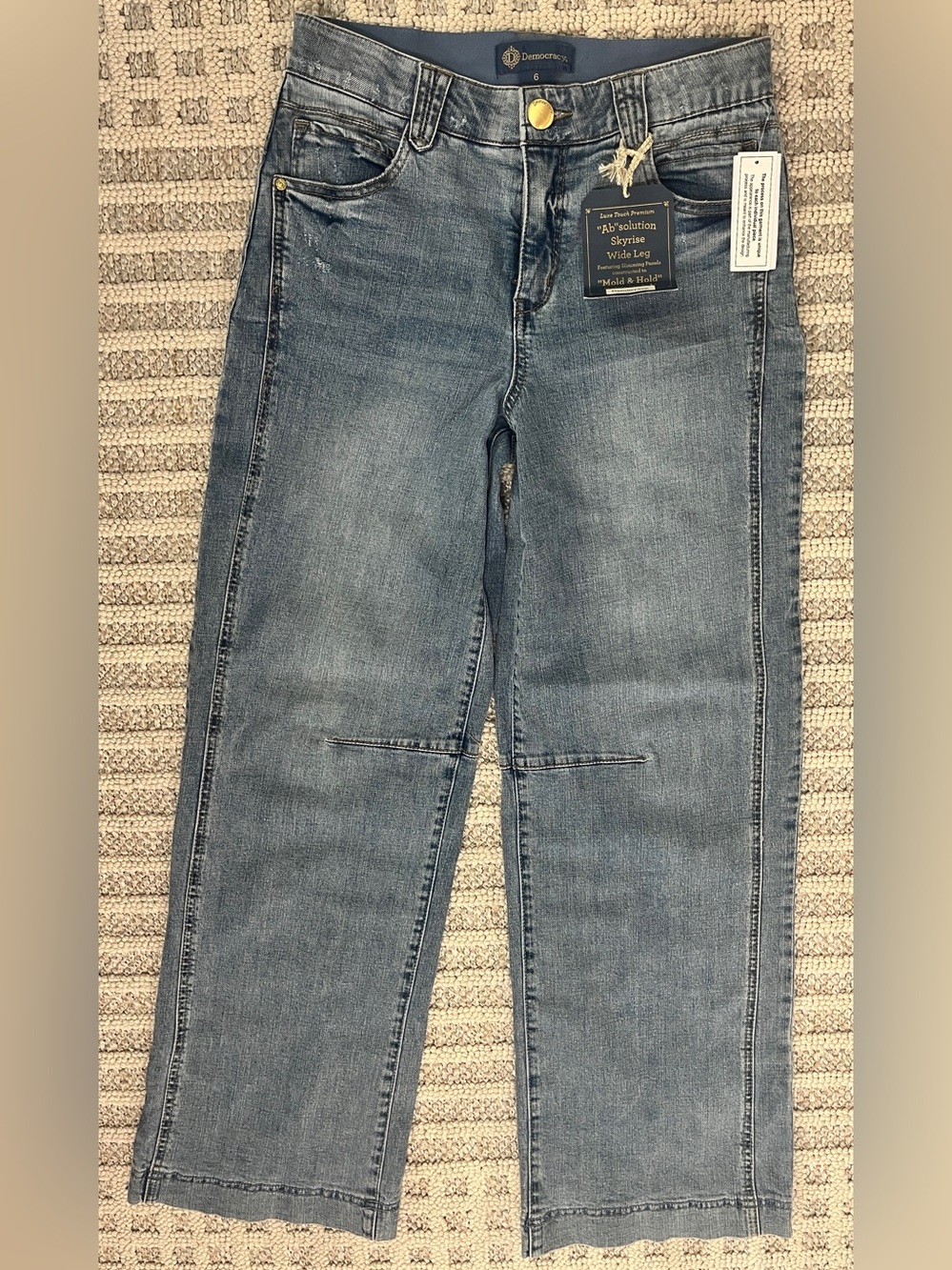 Democracy Wide Leg Skyrise Absolution Jeans size 6